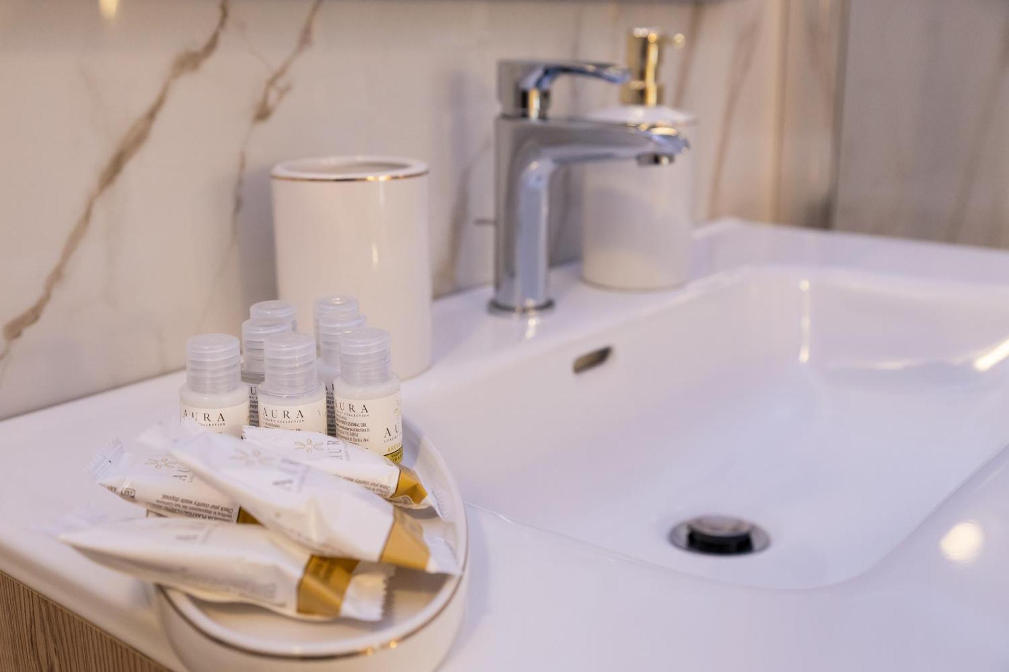 Carola Luxury Room Bari Esterno foto