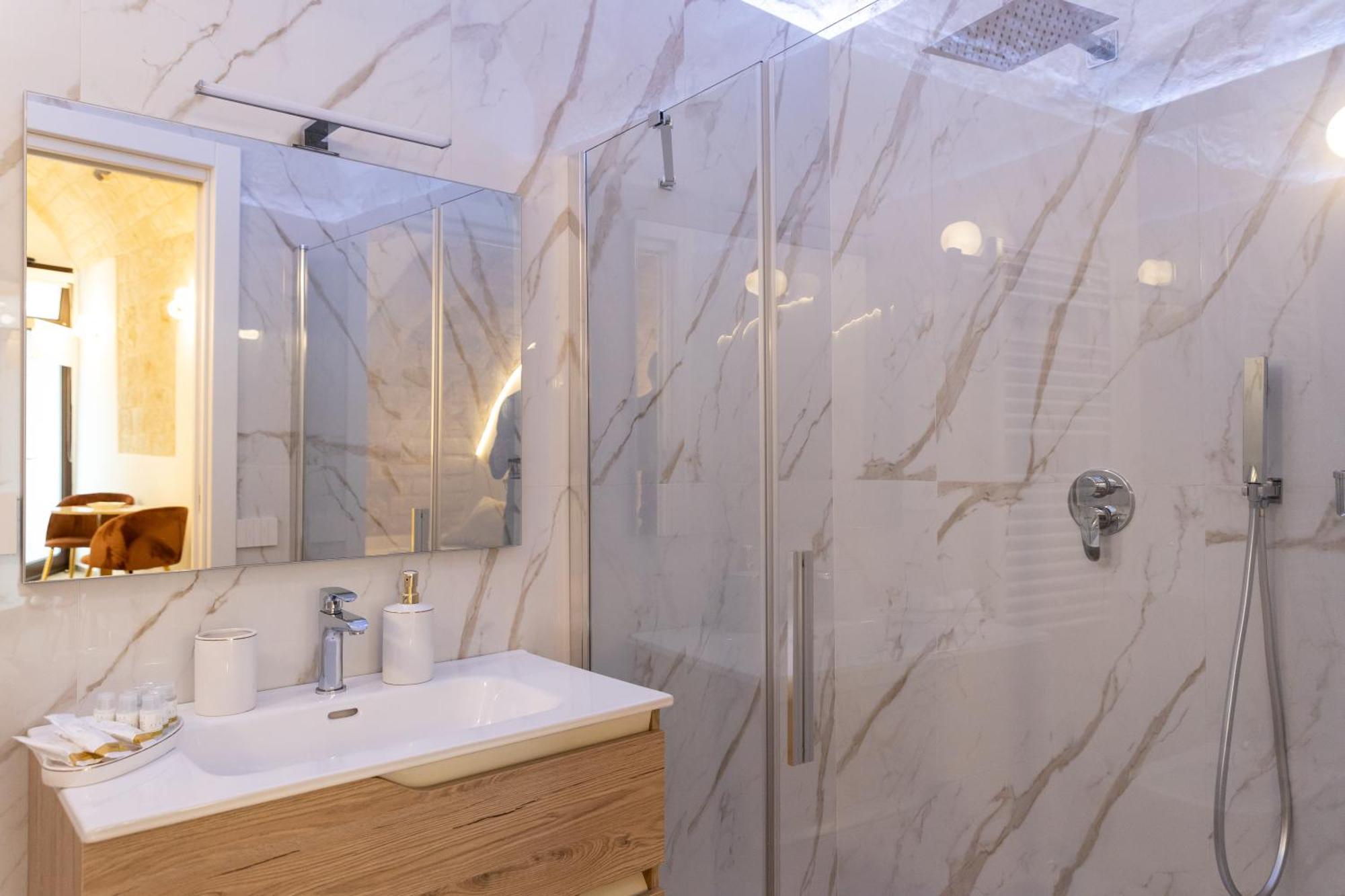 Carola Luxury Room Bari Esterno foto