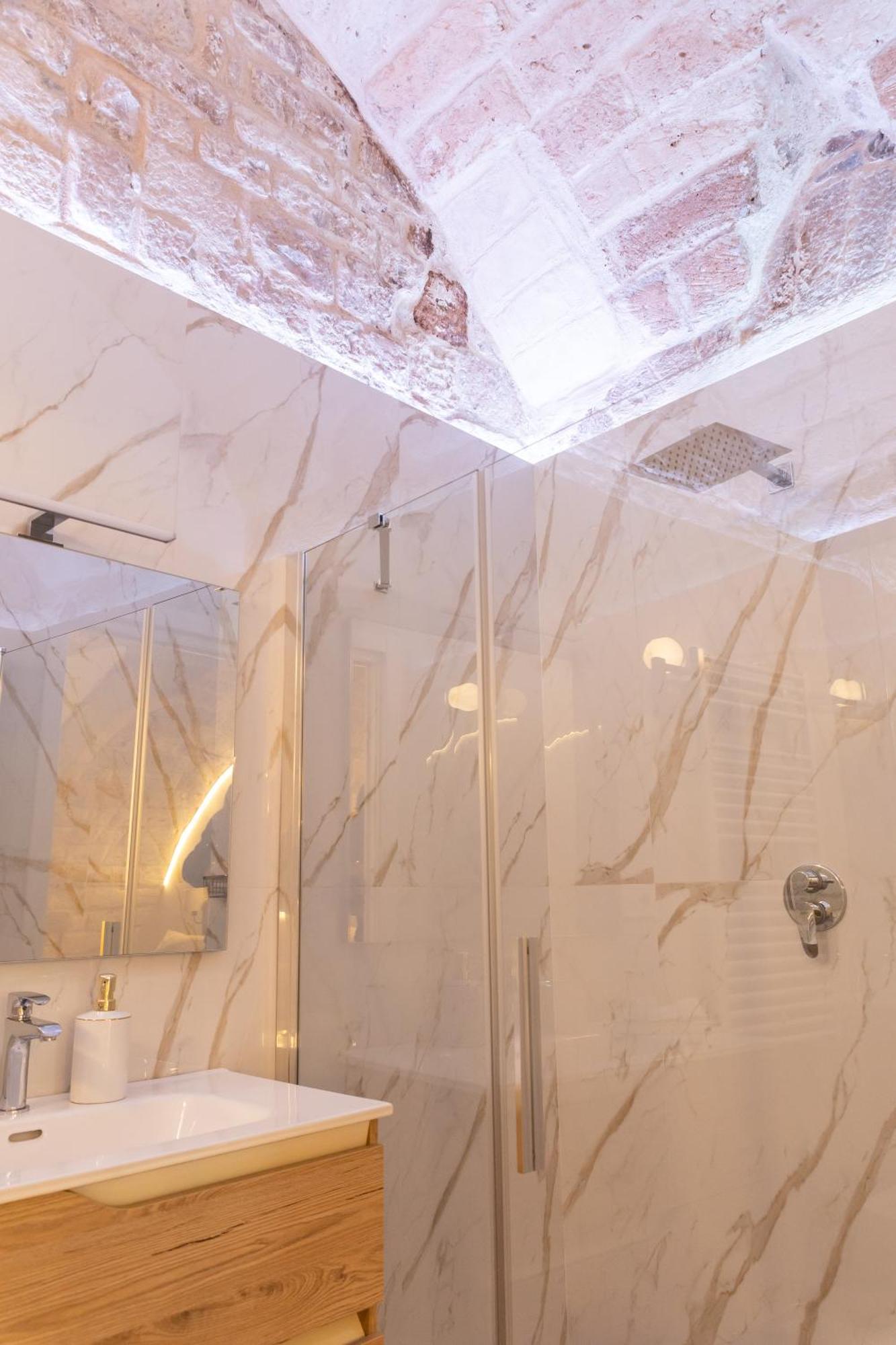 Carola Luxury Room Bari Esterno foto