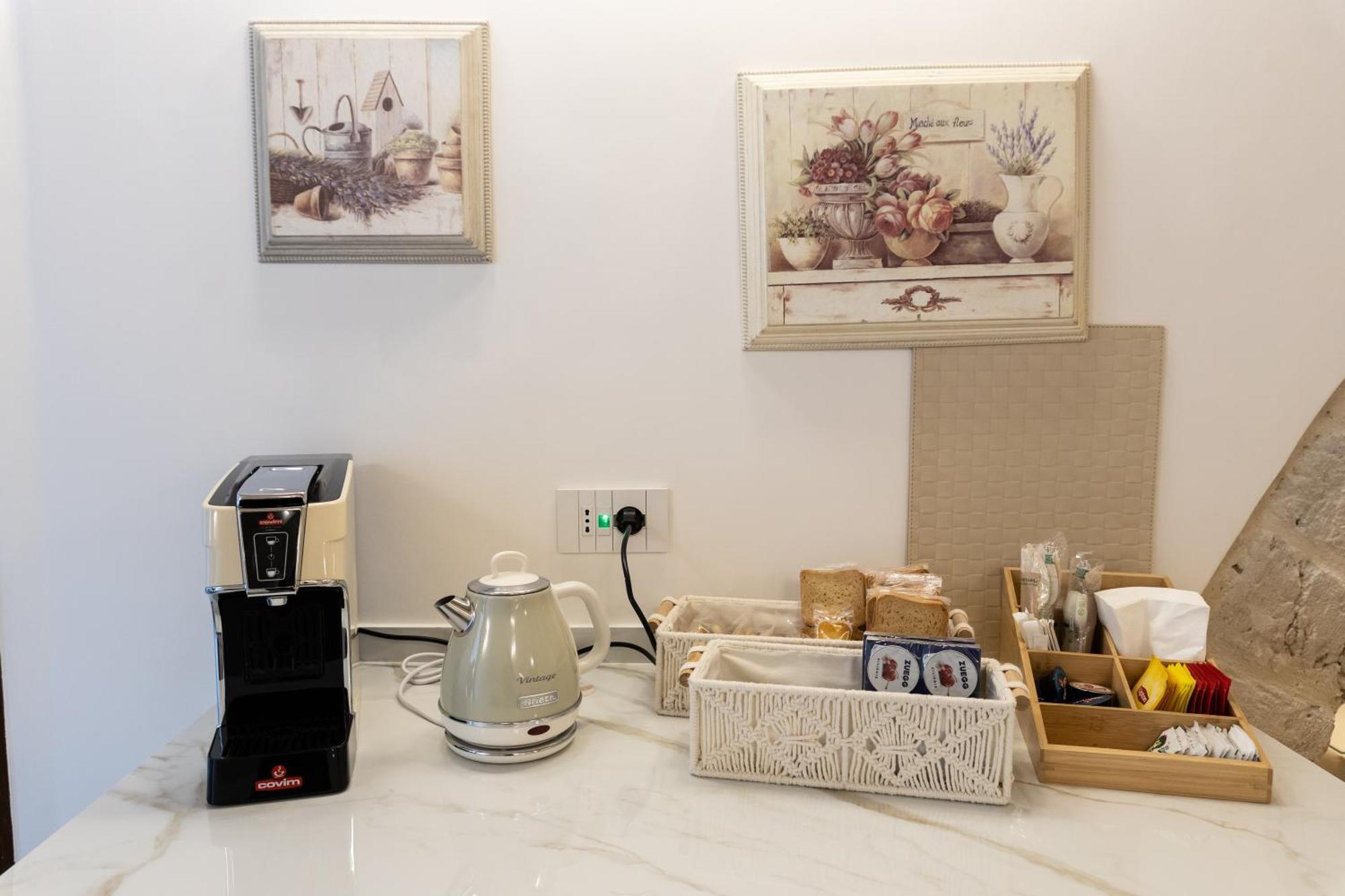 Carola Luxury Room Bari Esterno foto